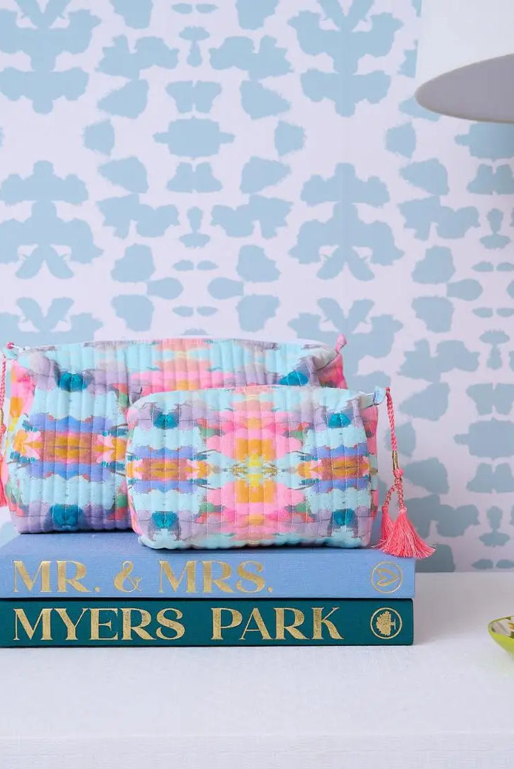 Laura Park Designs Antigua Smile Cosmetic Bag - Flirt!